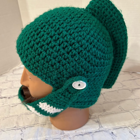 SIR KNIGHT HELMET GREEN AND WHITE CROCHET HAT - Picture 3 of 10